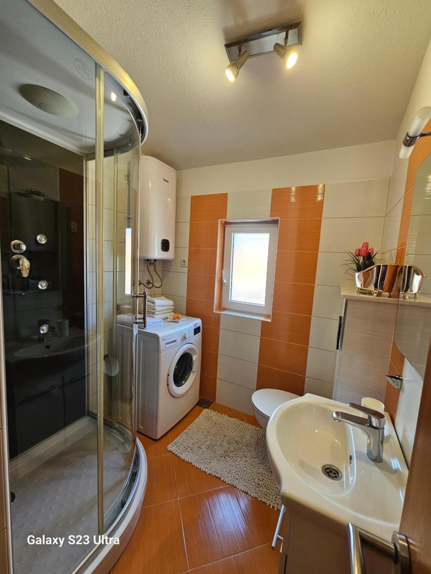 Apartmani Dianna Kaštela Esterno foto