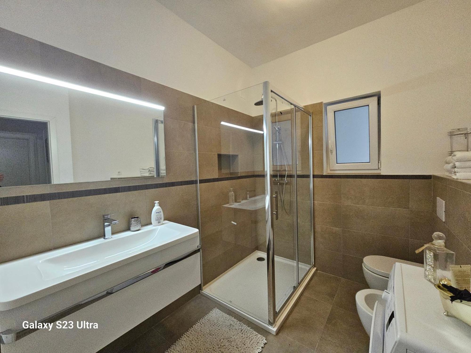 Apartmani Dianna Kaštela Esterno foto