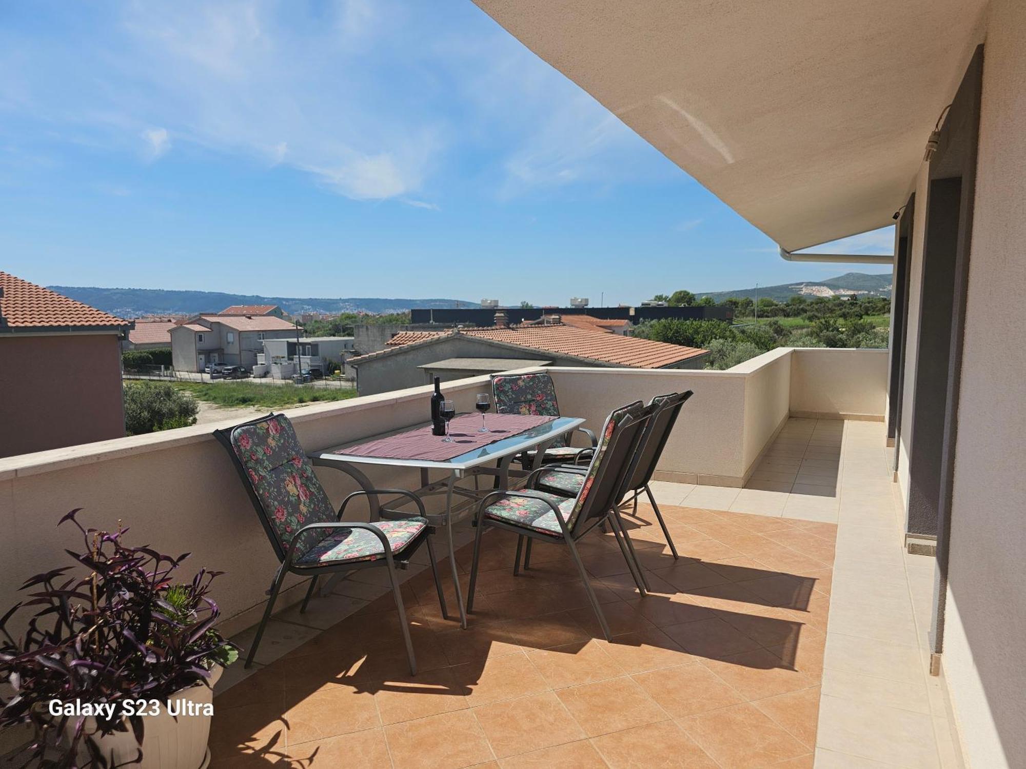 Apartmani Dianna Kaštela Esterno foto