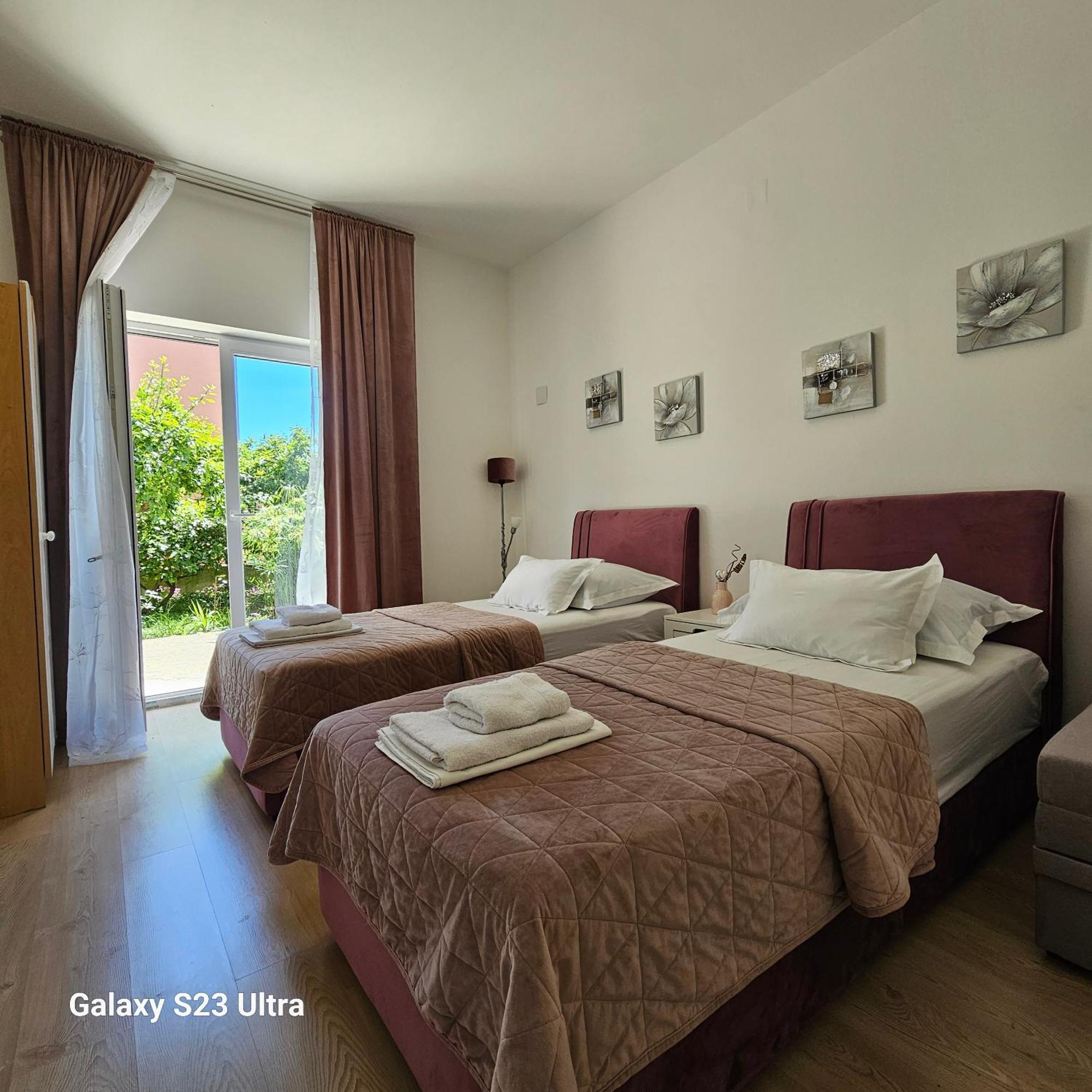 Apartmani Dianna Kaštela Esterno foto