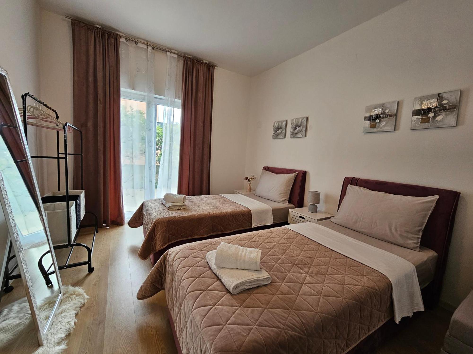 Apartmani Dianna Kaštela Esterno foto