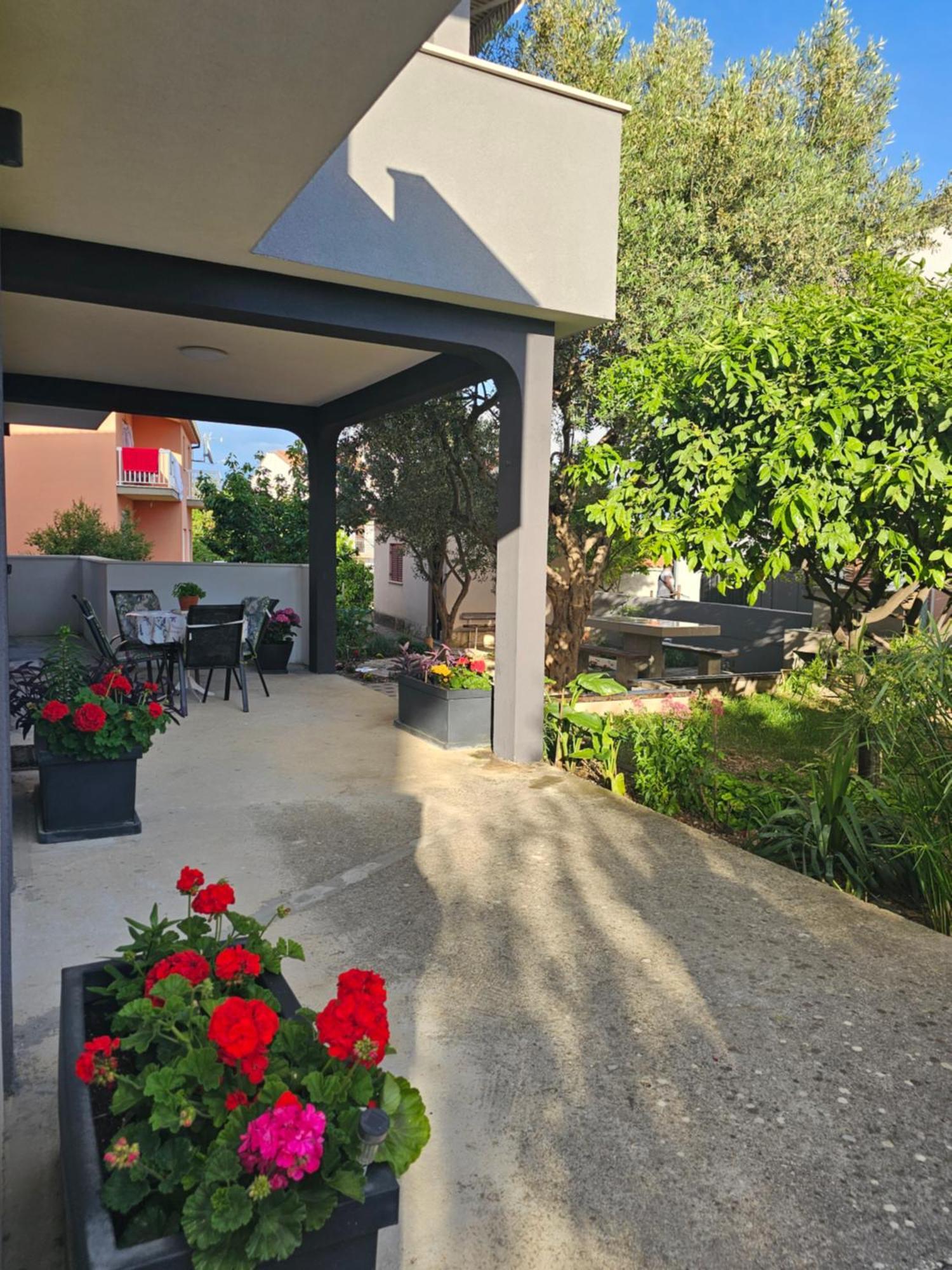 Apartmani Dianna Kaštela Esterno foto